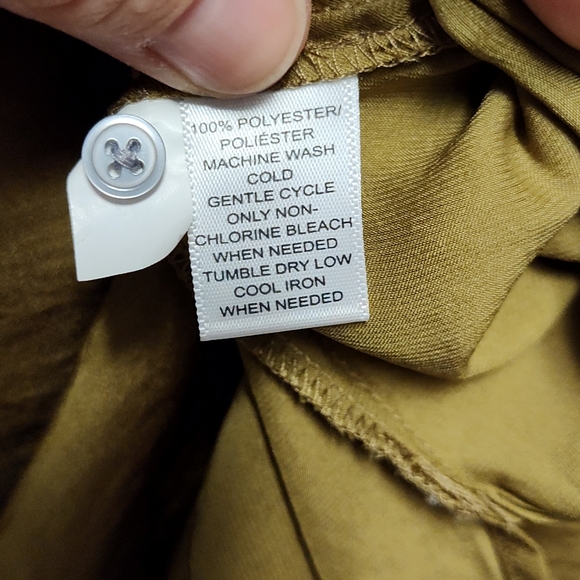 Loft Top - Picture 3 of 3